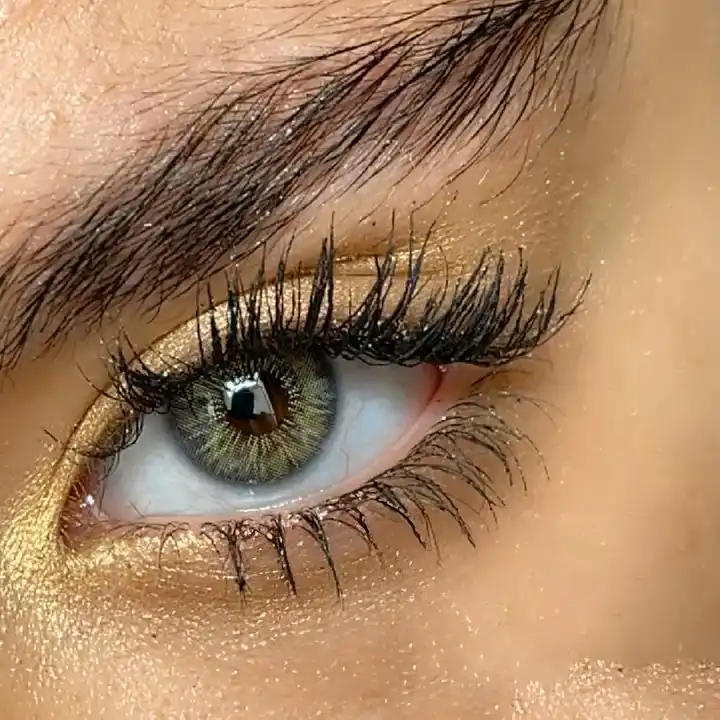 لنز سبز رگه دار گری بژ سلنا